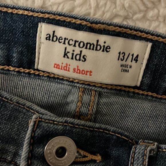 Abercrombie kids midi short with rinestones - Picture 3 of 4